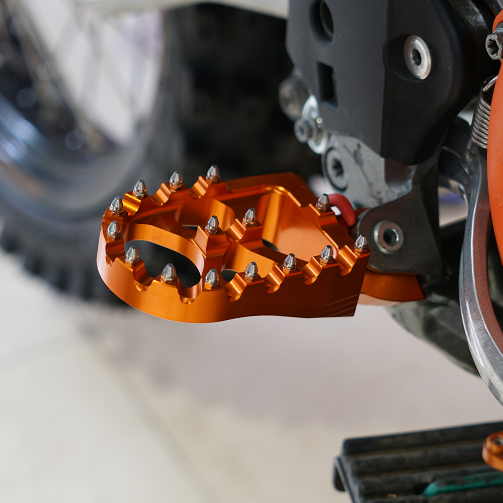 RACING FOOT PEG FOOTRESTS FOR KTM 125/250/350/450/525/530 EXC EXCF XC